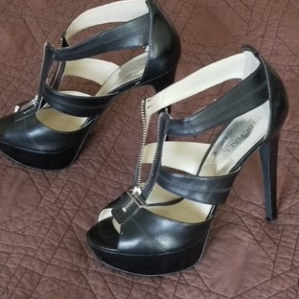 Michaeal Kors Heels